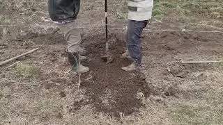 Сверлим дырки для столбов!