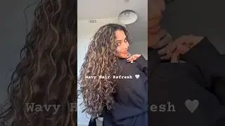How I revive my waves every morning #curlyhair #refresh #curls #wavyhair #haircare