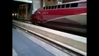 Thalys-treinen in het station Antwerpen-Centraal op spoor 22 en 23.