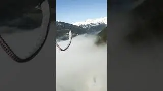 Cloud Diving - S&uuml;dtirol #gleitschirmfliegen #paragliding #fliegen