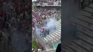 Gros incidents entre le parcage st&eacute;phanois et le Kop messin dans le match de barrage #FCMASSE