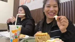 Treat with friend 👯#indonesia food eat and enjoy 🤗 thank you my dear 🫣🥰
