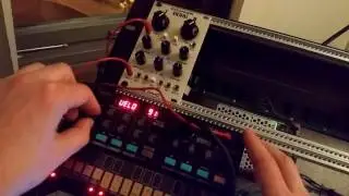 Hardware techno #8 / Volca FM, Dual Borg, Tanzmaus
