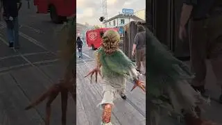 HALLOWEEN HORROR NIGHTS | Scare Zone Walkthrough at UNIVERSAL ORLANDO #hhn32 #universalorlando