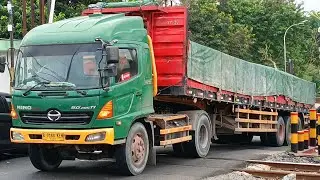 FULL BIG TRONTON TRUCK ON THE ROAD !!! TRONTON TRUCK, TRAILER TRUCK, KONTAINER HINO TRUCK, DUMP TRUK