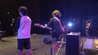 Mi&ntilde;o (Los Bunkers) - Escuela de M&uacute;sica y Artes Sincron&iacute;a Concierto alumnos 2025