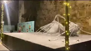 Etkinlik sahnesi çöktü