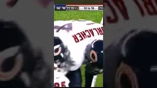 Tom Brady Juked out Brian Urlacher! 😱👀 #shorts #nfl