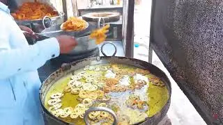 Jaleebi House Punjab _Famous Jaleebi Point In Vehari Punjab_Pakistani Street Food (Raja foods)