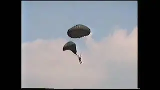BE-8 mell&eacute; nyit&aacute;s/ny&iacute;l&aacute;s . G&ouml;d&ouml;llő 1996