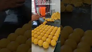 Besan Ladoo ( Bandar Laddu Or Tokkudu Laddu )