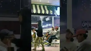 &ldquo;The Gift&rdquo; cover sa labas ng Romeo must be smiling caf&eacute;