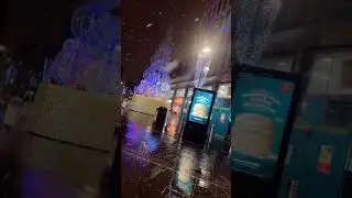 Snow falling in Bradford UK 🇬🇧 #ukvlogs #snow #uklifestyle #shortfeeds #bradford