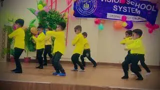 chota bcha( vision school kids tablo)