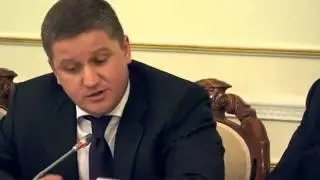 Путин: Вы должны зубами вырывать все эти деньги... РусГидро