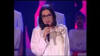 NANA MOUSKOURI 