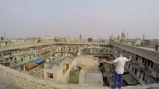 The Largest Spices Market in Asia | Khari Baoli, India 🇮🇳