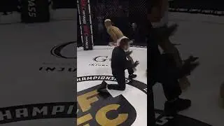 DAMIEN ANDERSON WOW 🤯 A VICIOUS first round Kneebar moves Anderson to 5-0 as a professional #CFFC150