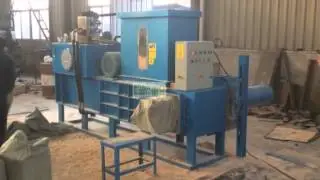Hydraulic wood shavings baling and bagging machine