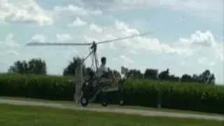 Slow Motion Video of Dominator Gyroplane Landing Gyrocopter