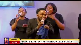 michel bakenda  Nzambe nangai - live ministration by clement at RFC