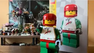 Обзор минифигурки гонщика LEGO Upscaler