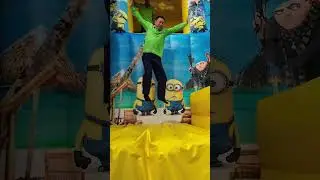 Ты прыгаешь, я прыгаю..🤣 #потрясающе #надувной #захватывающе #батутныйзамок #смешно