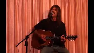 Wagon Wheel - Old Crow Medicine Show.  Acoustic Cover - Ray Wilson
