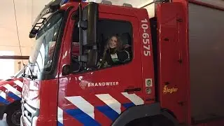 MET DE BRANDWEER 32 METER OMHOOG! * JOY BEAUTYNEZZ *