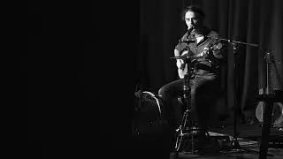 The Bones of J.R. Jones - St. James' bed @ The Hotel Caf&eacute;, Los Angeles