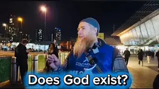 LADY QUESTIONS THE EXISTENCE OF GOD | Yusuf | Speakers Corner | Stratford 