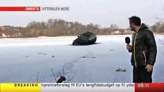 Bil g&aring;r gennem isen p&aring; live tv Car goes through ice on live television