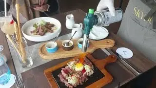 INFO JAJANAN - SKYHOUSE RESTO & ROOF TOP BAR MAKANANNNYA PERFECT SUASANANYA ROMANTIS