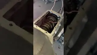 Triumph Stag overdrive gearbox reassembly