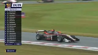 Race 4 Leader Ugo Ugochukwu goes off! - Castrol Toyota Formula Regional Oceania Trophy - Teretonga