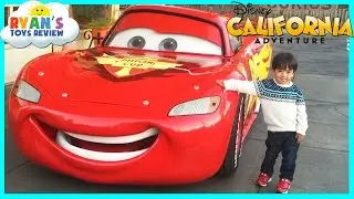GIANT LIGHTNING MCQUEEN and Amusement Rides for Kids at Disneyland