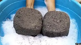 Earthly crunchy grainy gritty texture crumble dipping in bubble 💭 water 🌊🪣 Dry on paste asmr 