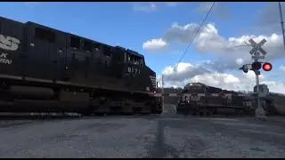 NS Pittsburgh Line Action at MP216 & Fostoria With NS 2 Way Meet & NS 1067 Reading Trails On NS Y90