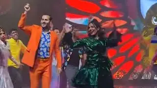 الاء الهندي تغني اغنيتها الجديده في مسرحية صنع في الكويت