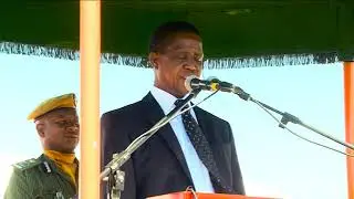 Zambian President Edgar Lungu tells B'Flow to keep it up!