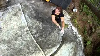 Daone Boulder - sector Nudole - blocco 9 - line L'Onda