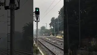 Signal switching while train passing #indianrailways #train #trainvideo #signal #switching #trending