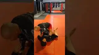 Smash Pass/Folding Pass From Headquarters - Variation       #jiujitsu #grappling #mma #combatsports