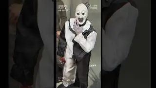 Horror 1/6 Scale! #hottoys #youtubeshorts #shortsbts #instavideo #sideshow #onesixth #halloween