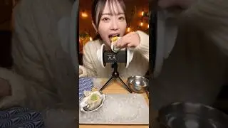 【ASMR】ぷるぷる牡蠣を食べる音がたまらない🤤✨ #ASMR #OysterEating #SeafoodLover #RelaxingSounds #shorts