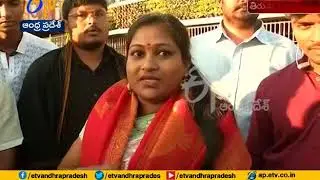 MLA Anitha Visits Tirumala | Takes Srivari Blessings