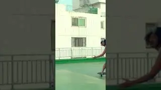 SurfSkate while hanging laundry on the roof 랜드서핑 카버보드 리본 아죠씨 NG เซิร์ฟสเก็ต #Shorts
