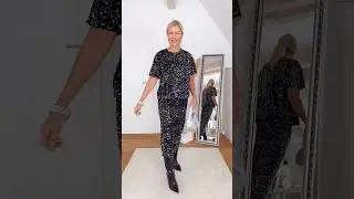 Style Has No Age ✨ Outfit Ideas for 50+✨💗👗#50sstyle #styling #shortvideo