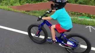 2017 Specialized Riprock 20 inch Alex's first ride, kids bike
