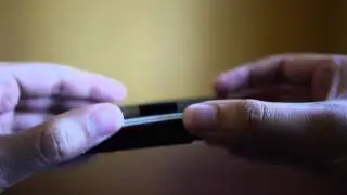 Wally iPhone 5 / 5s Wallet Case - Product Review